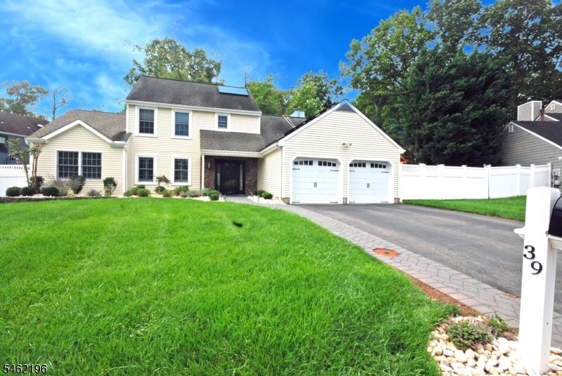 2 Car Garage