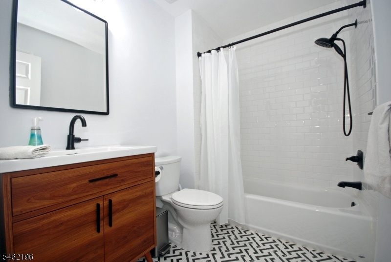 Main Bath