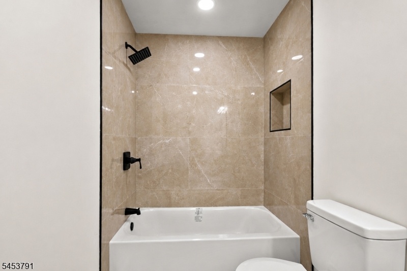 Full bath