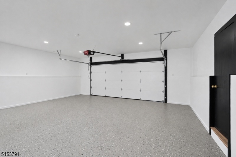Double car garage
