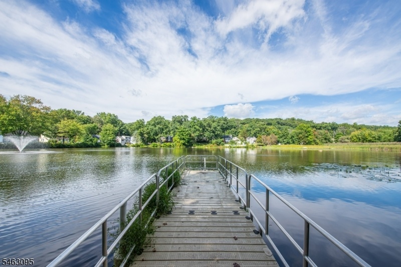 Dock