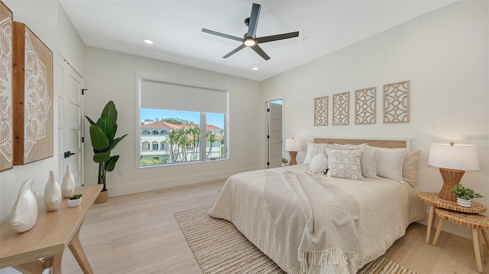 Guest bedroom
