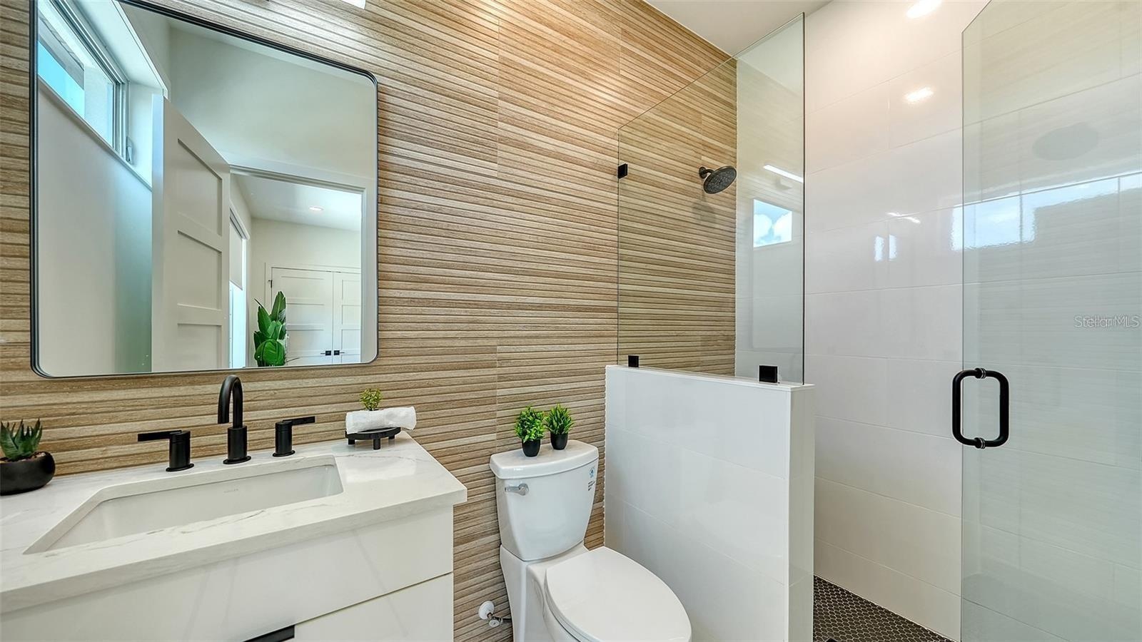 Ensuite bathroom