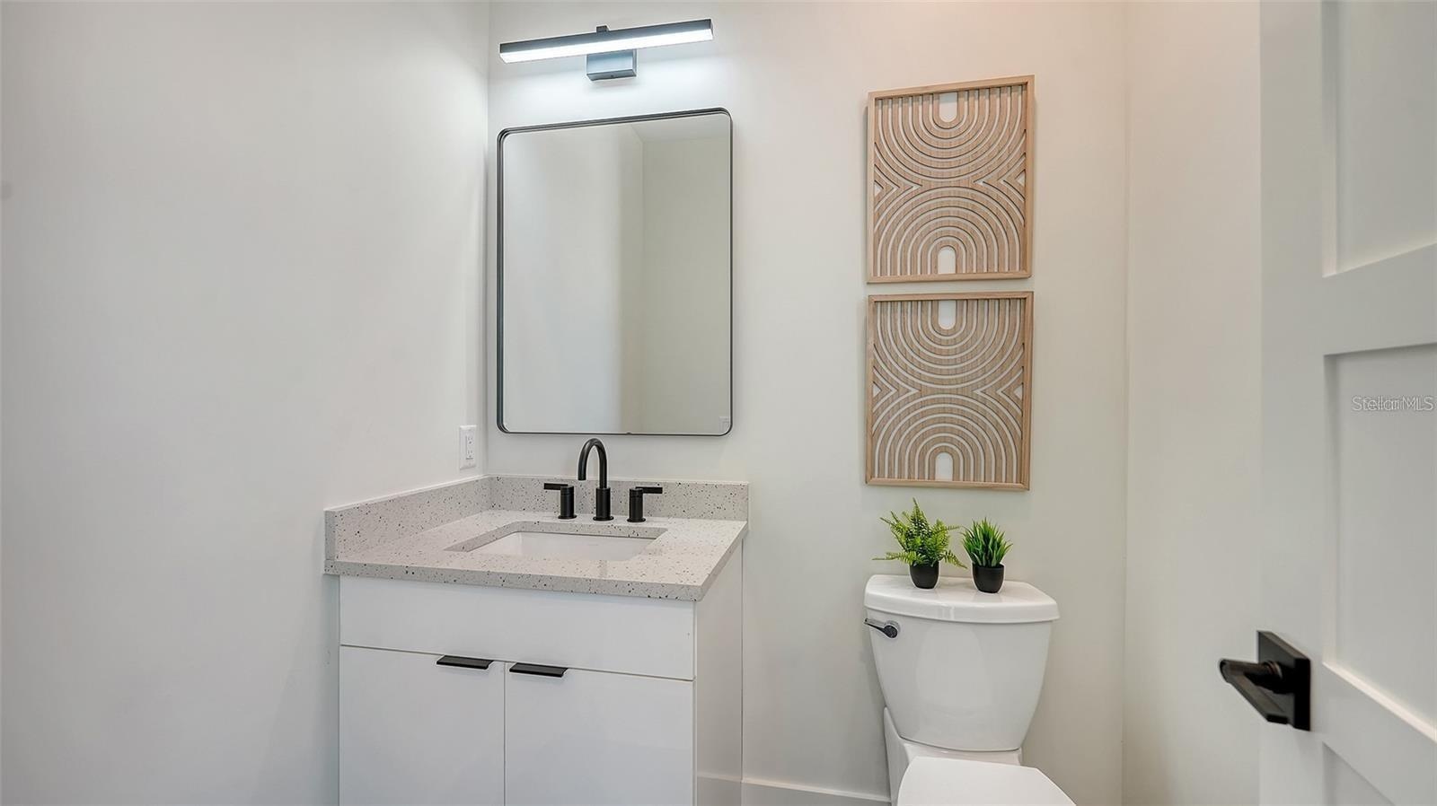 Powder bath