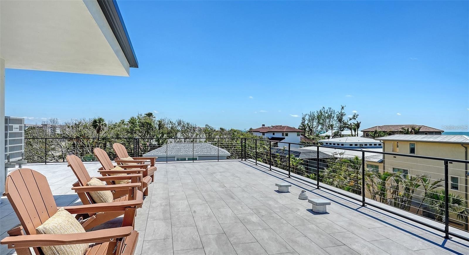 Rooftop deck