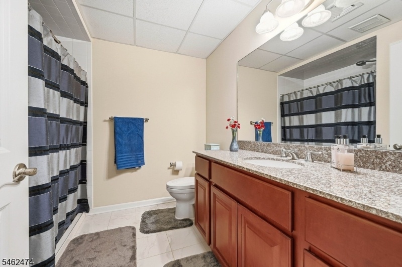 Full Bath Basement