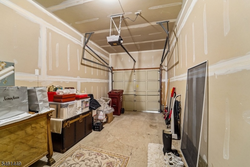 Attached Garage