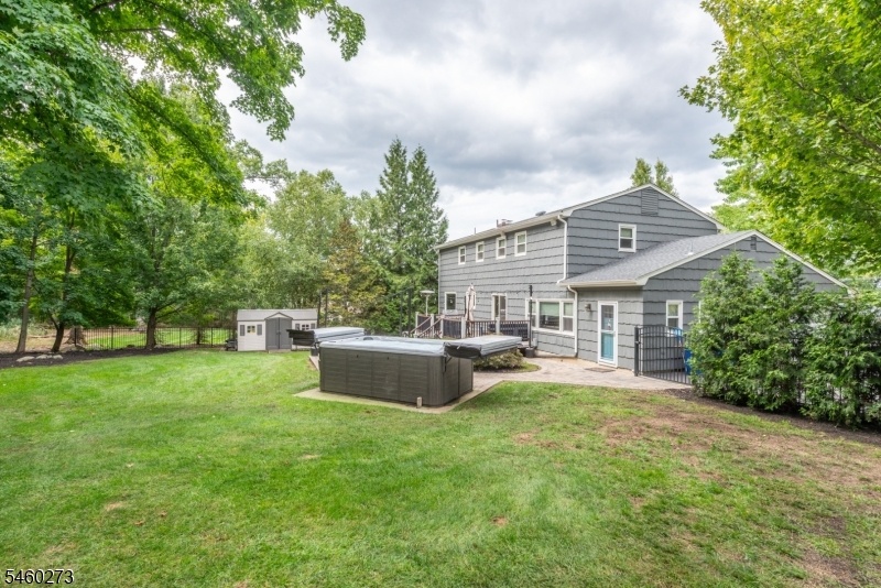 Lawn and Leisure