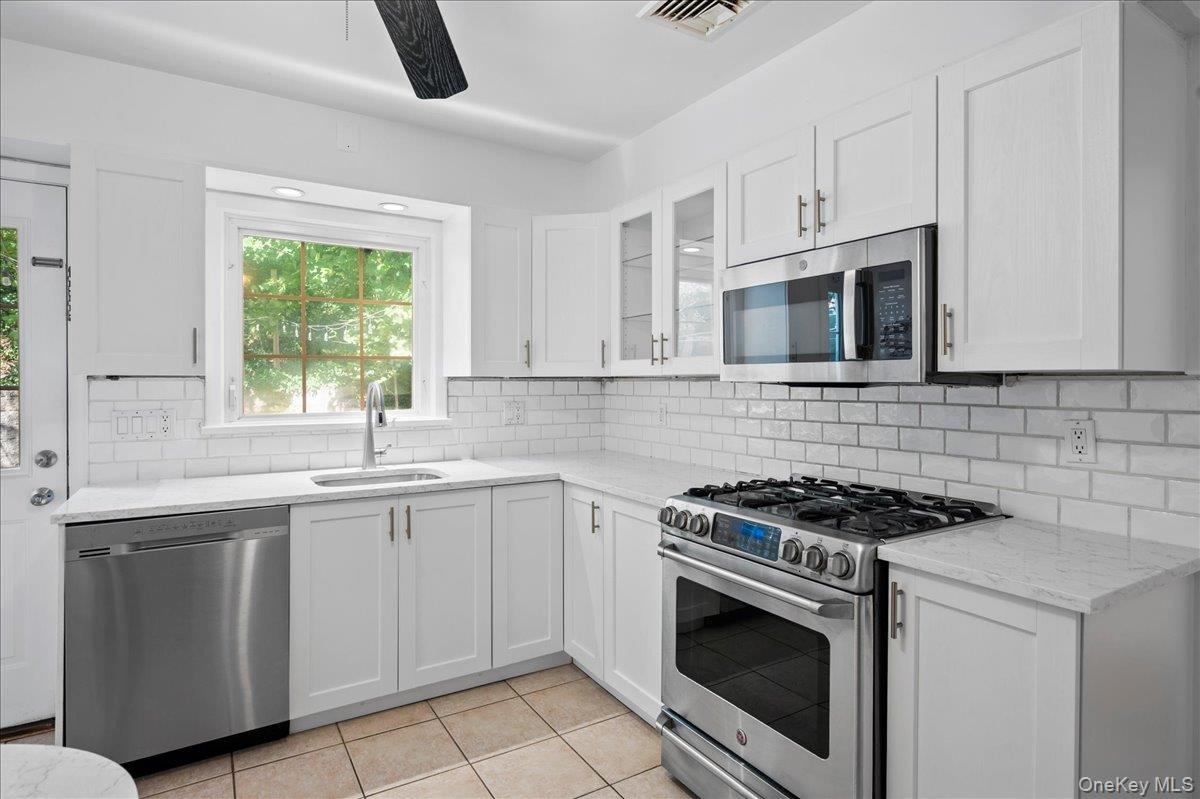 Great Counter Space and Separate Large Pantry
