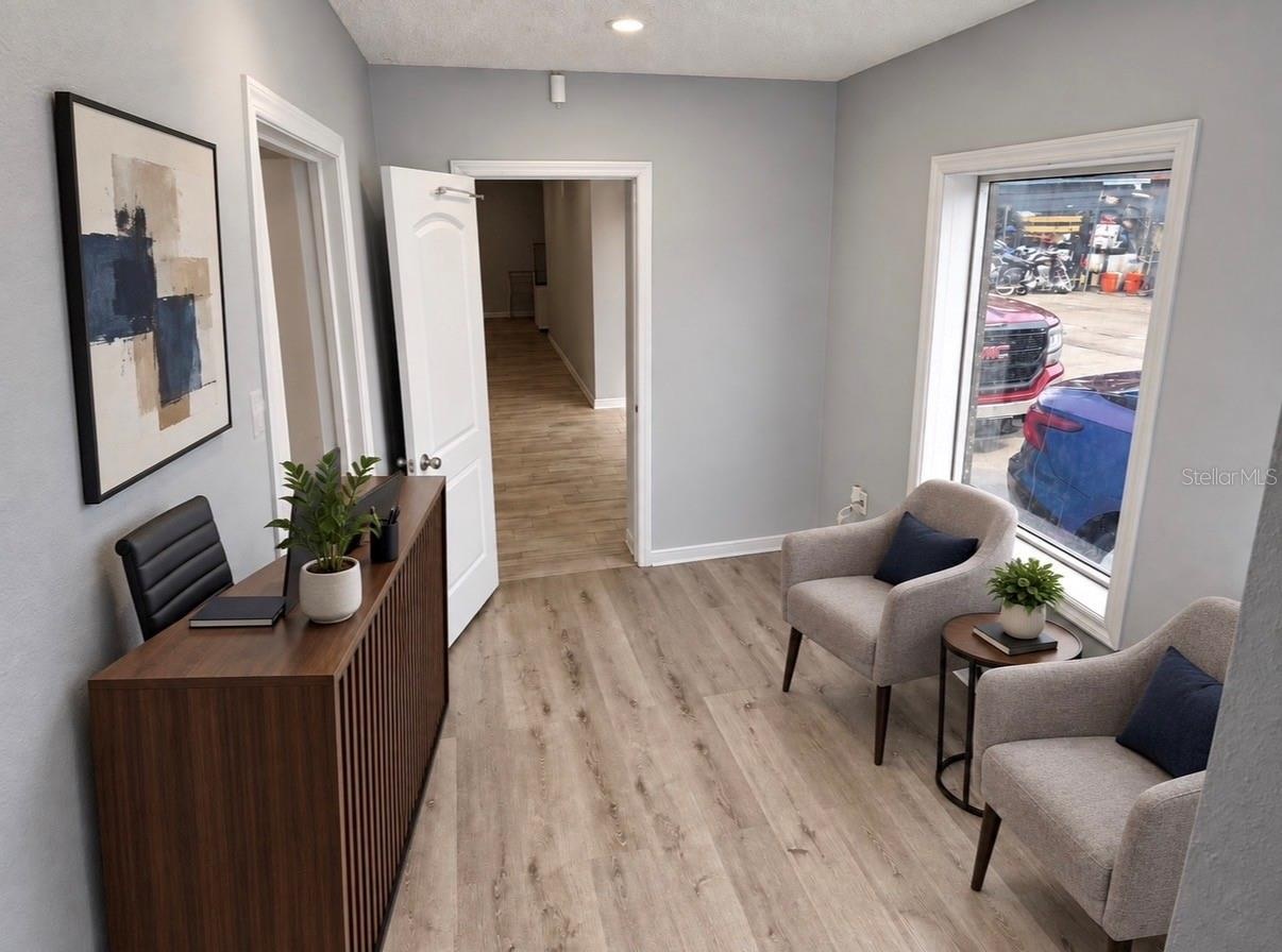 Virtually Stage-Foyer