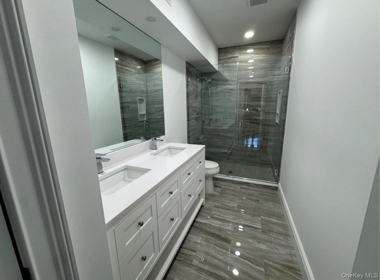 ALL NEW ensuite Primary Bathroom