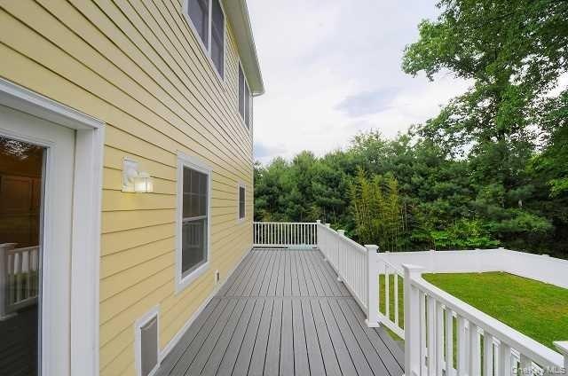Marvelous deck.