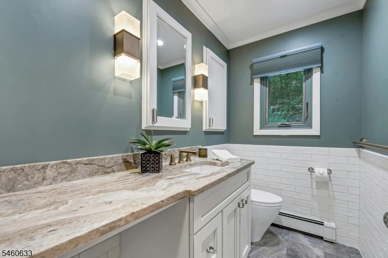Stunning powder room