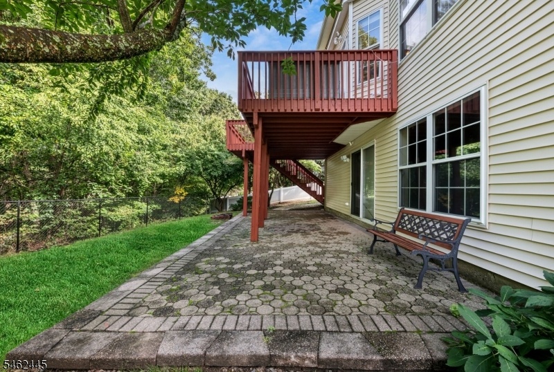 PATIO TO WALKOUT BASEMENT