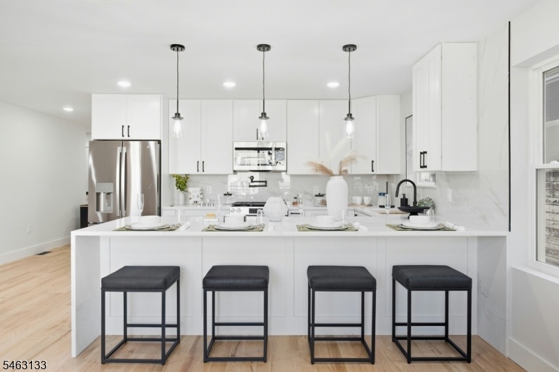 Dining/ Kitchen