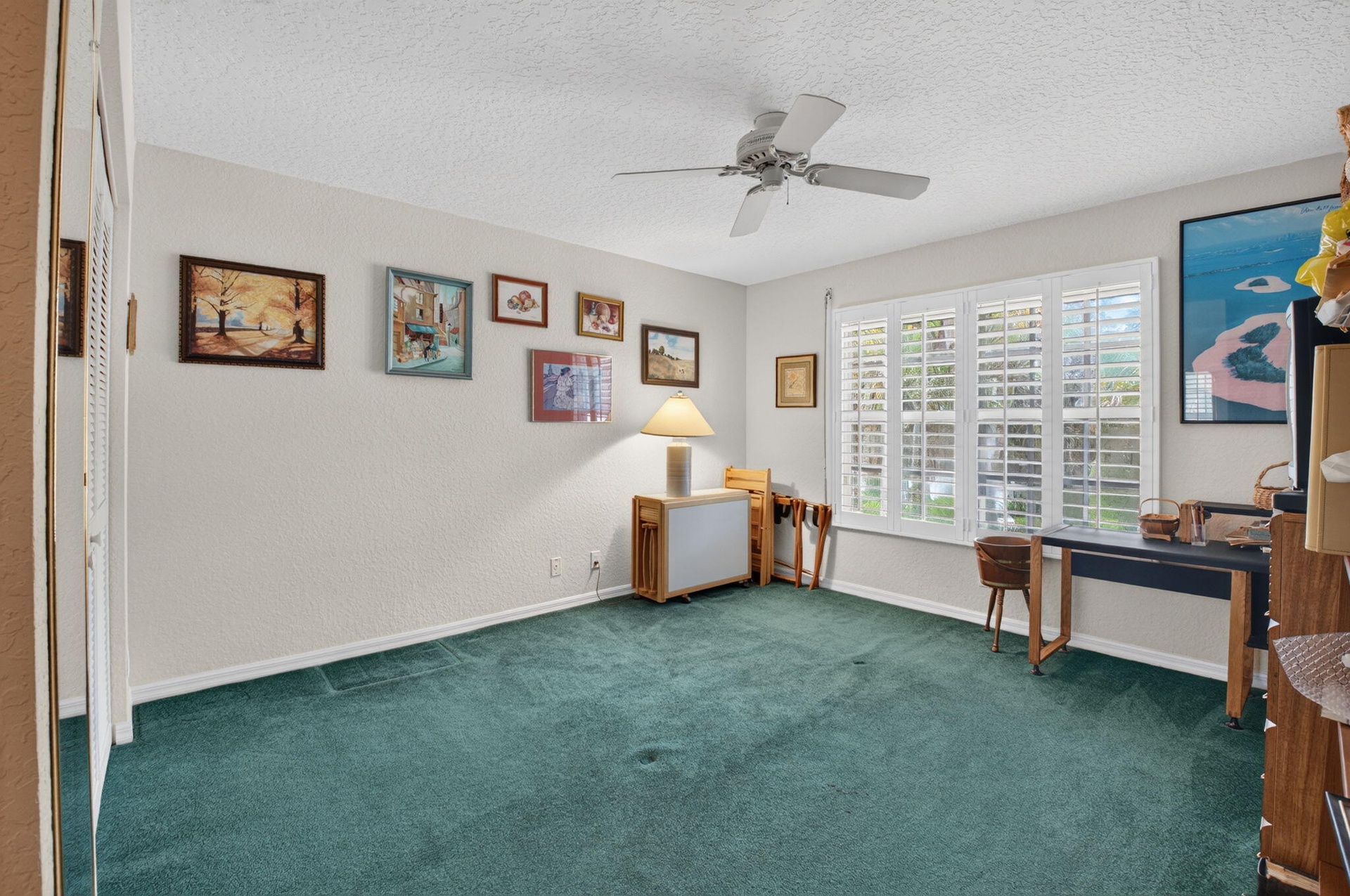 Guest bedroom 2