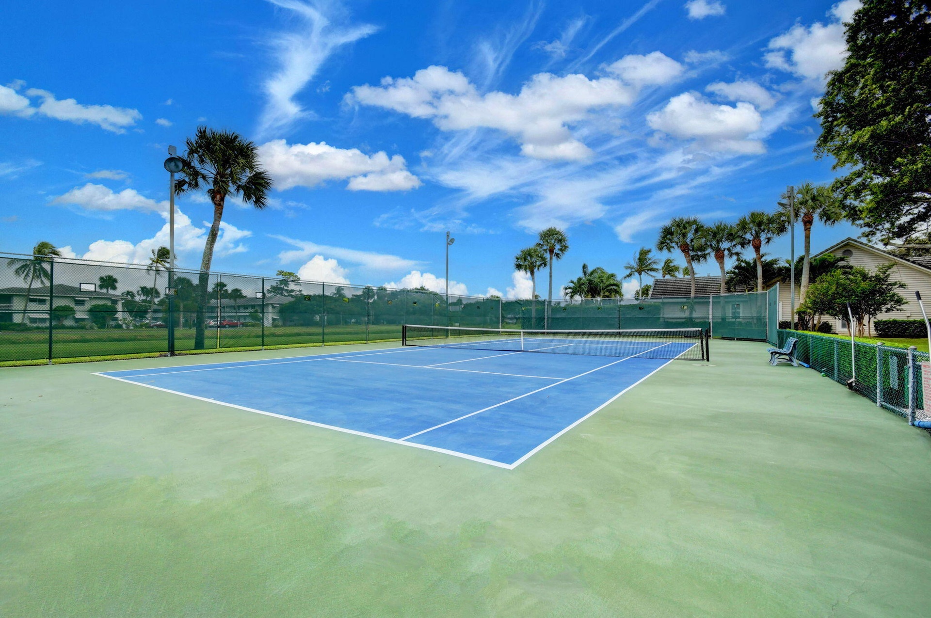Play tennis