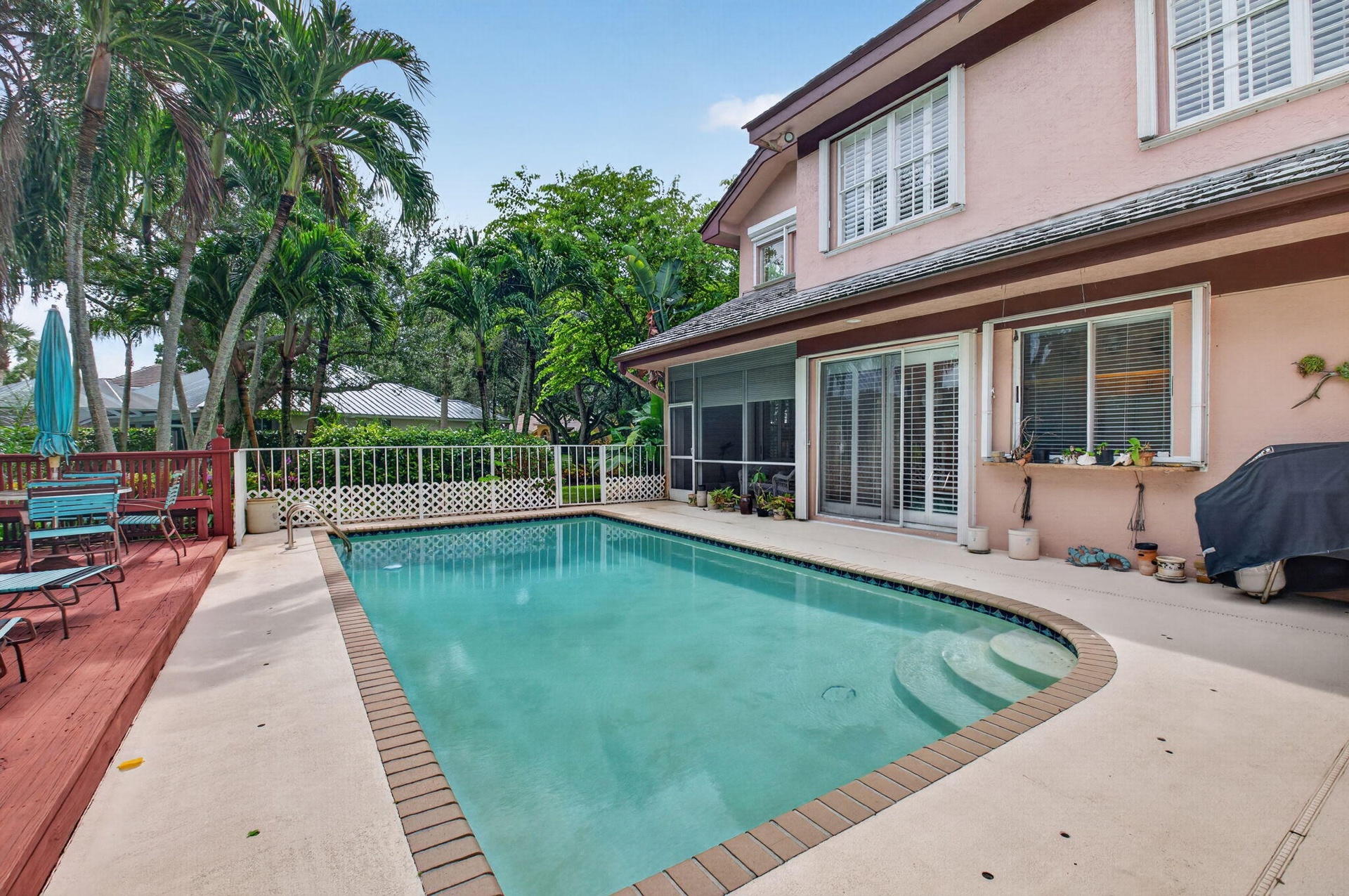Large pool