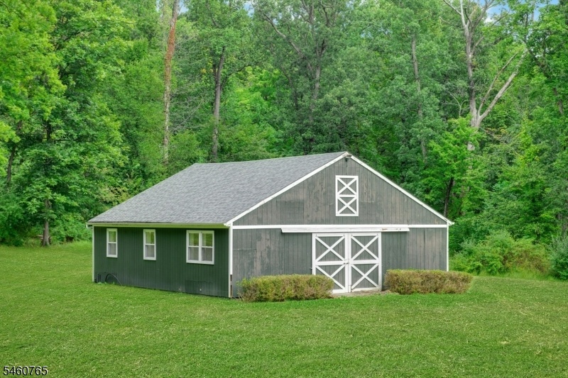 Barn