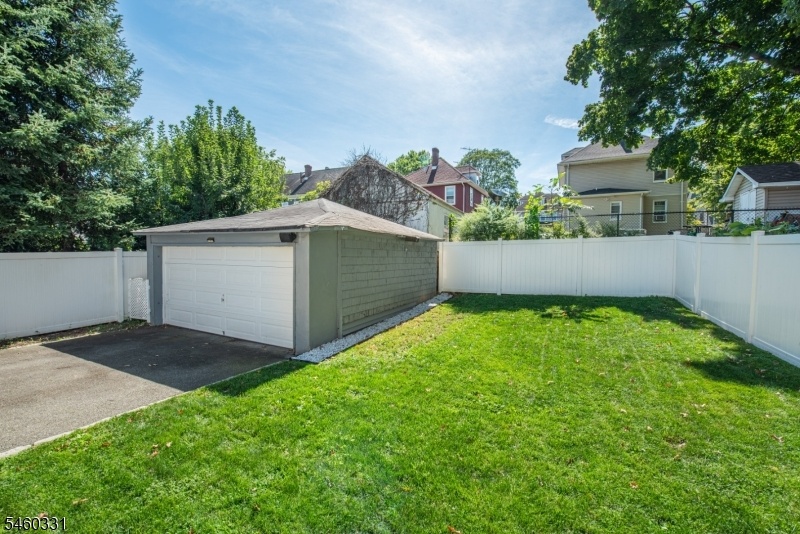 2 Car Garage