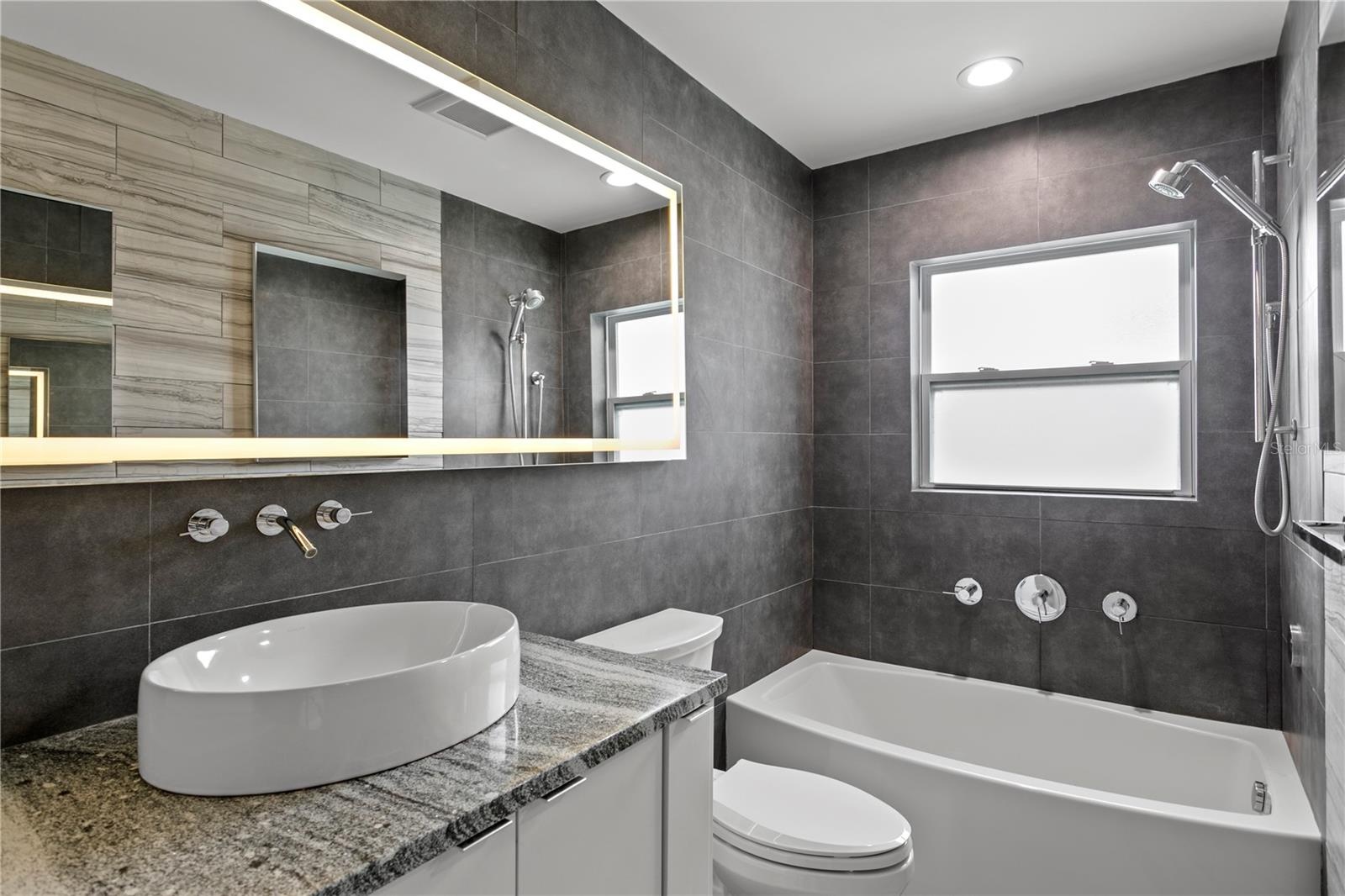 Primary Ensuite Bathroom