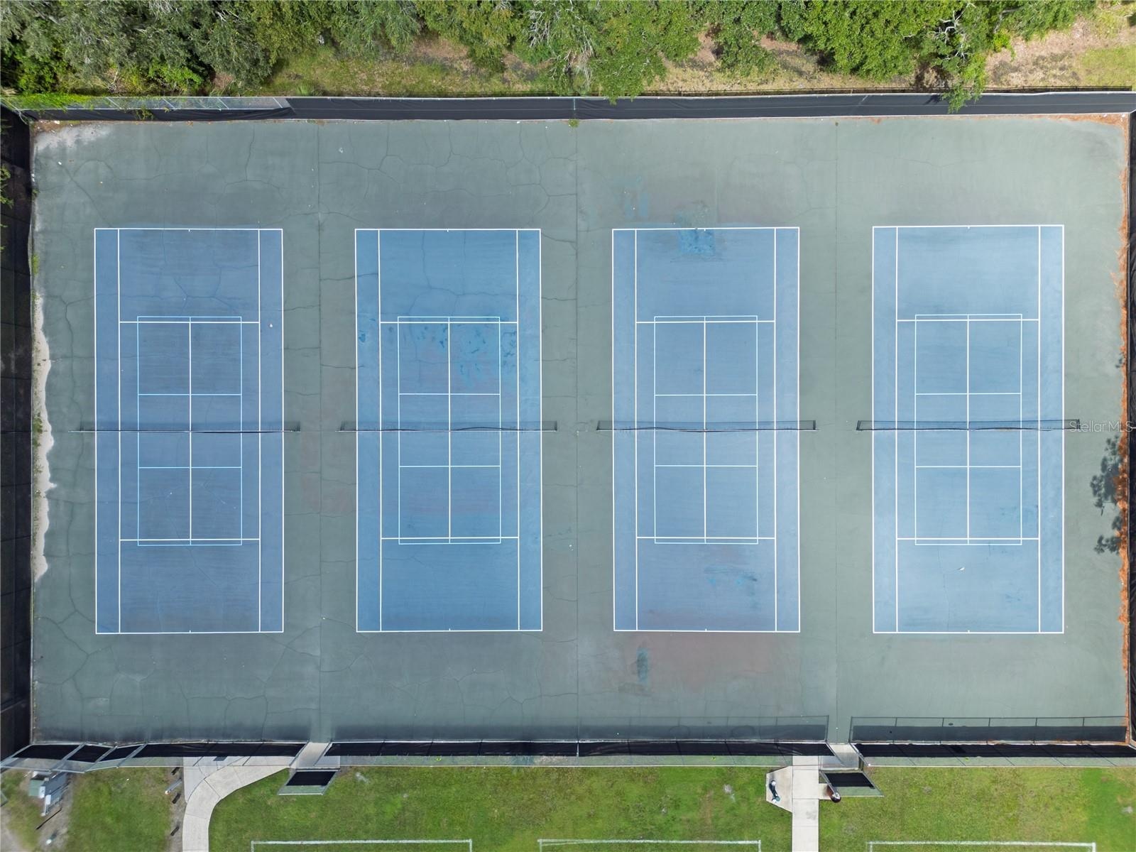 Tennis