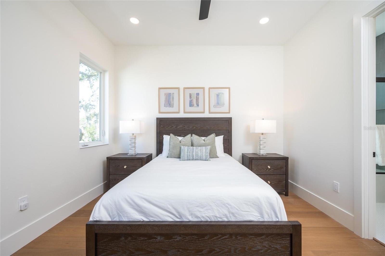 Guest bedroom
