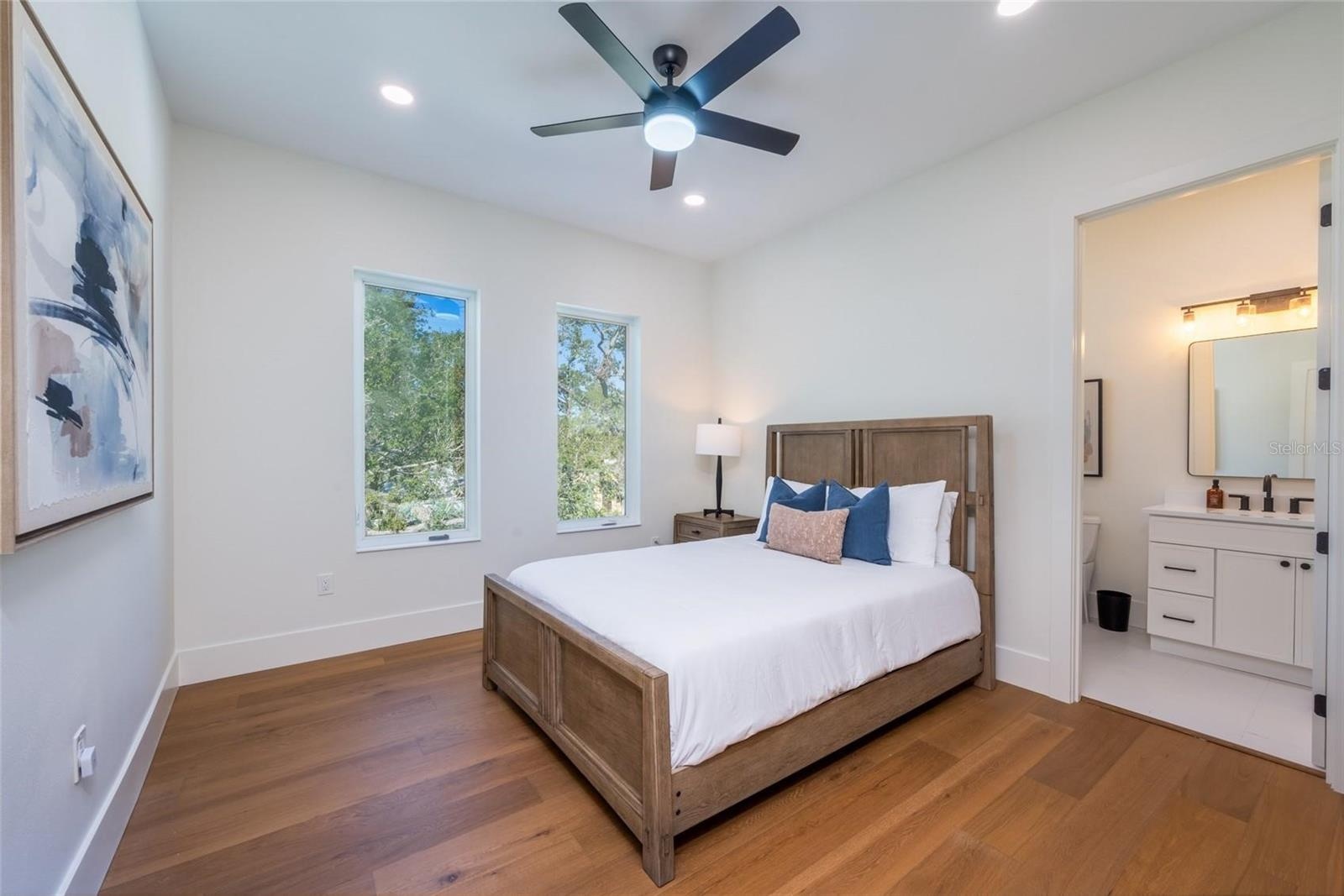 Guest bedroom