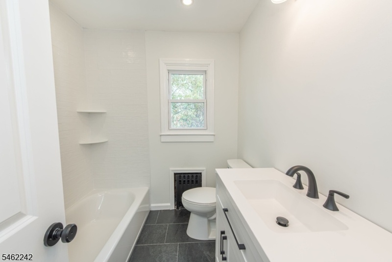 2nd Floor Bathroom