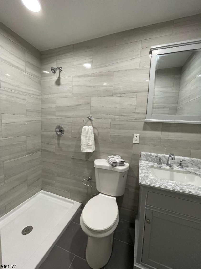 2nd Fl Full Tile