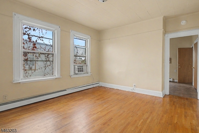 Dining Room Unit 2
