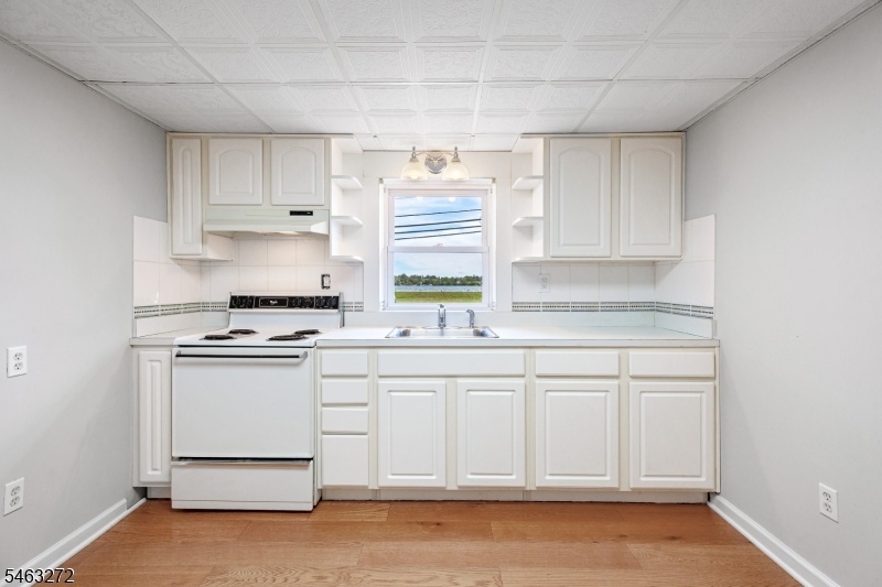 ground level 2nd kitchen