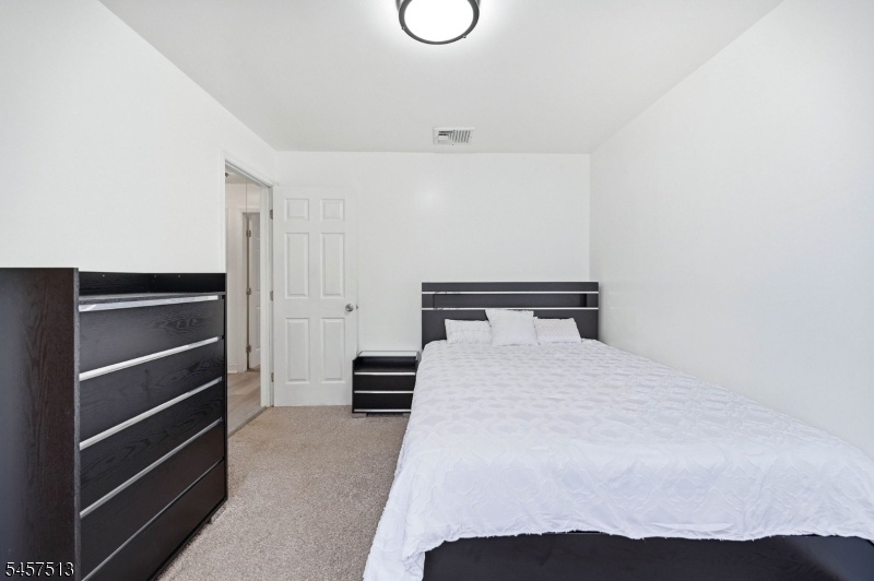 2ND FL BEDROOM