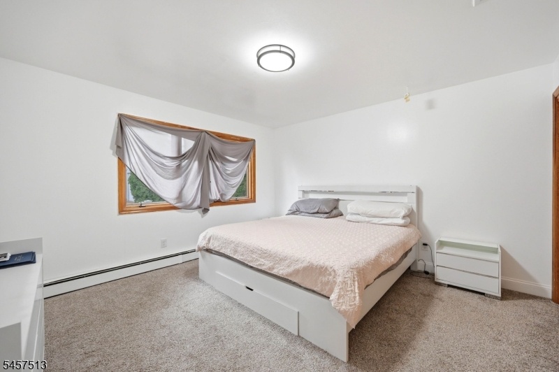 2ND FL BEDROOM