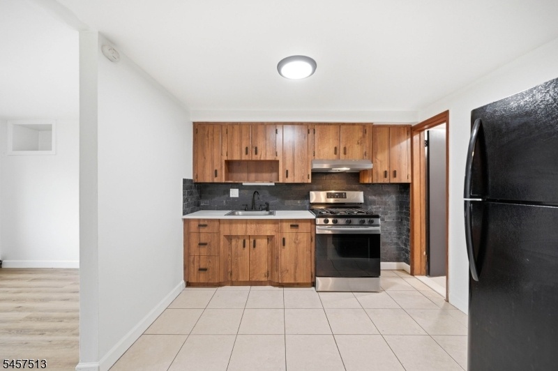 1ST FL KITCHEN