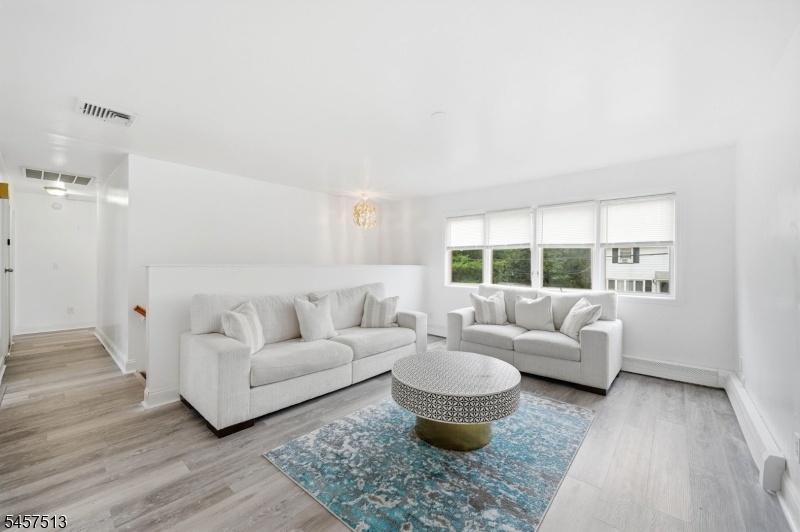 2ND FLOOR LIVING ROOM