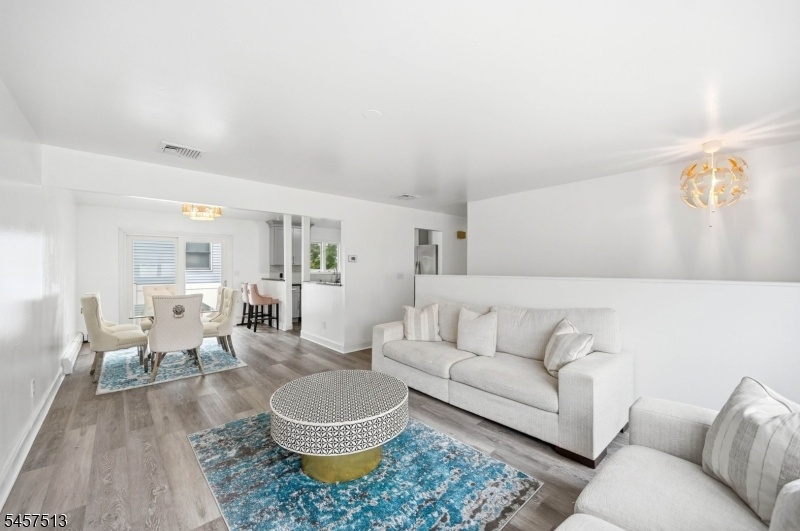 2ND FLOOR LIVING ROOM