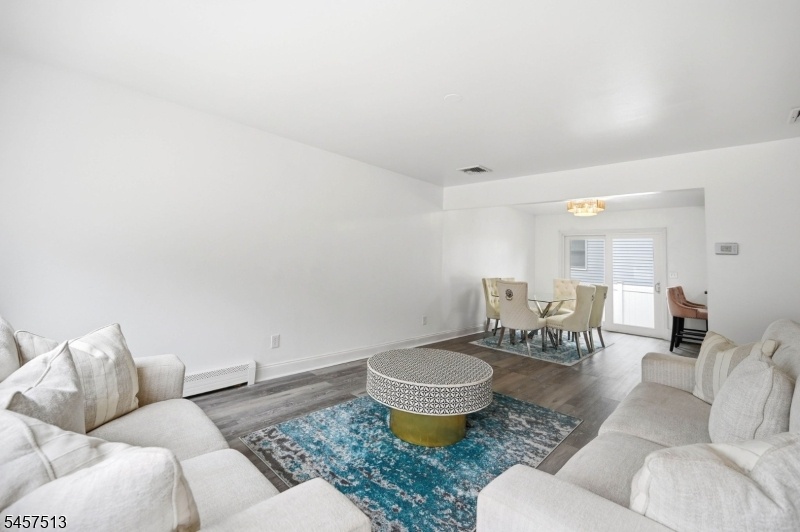 2ND FLOOR LIVING ROOM