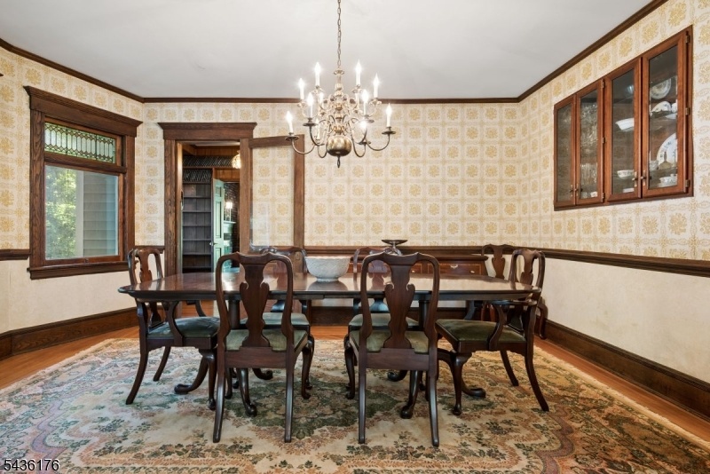 Dining Rm w/ Built-in Cabinet