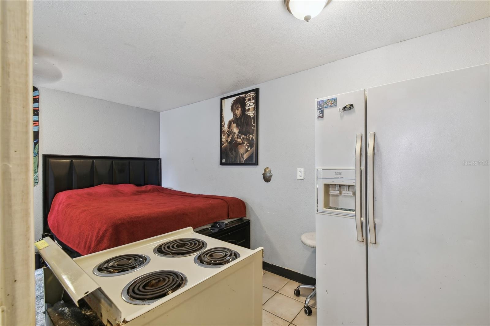 Studio Kitchen