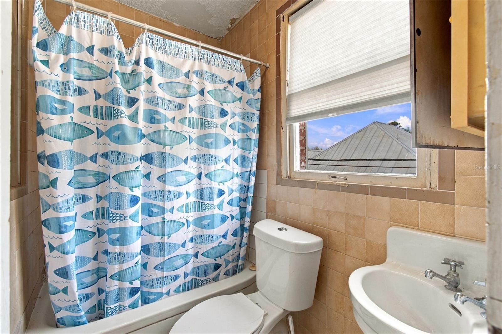 2nd floor bath