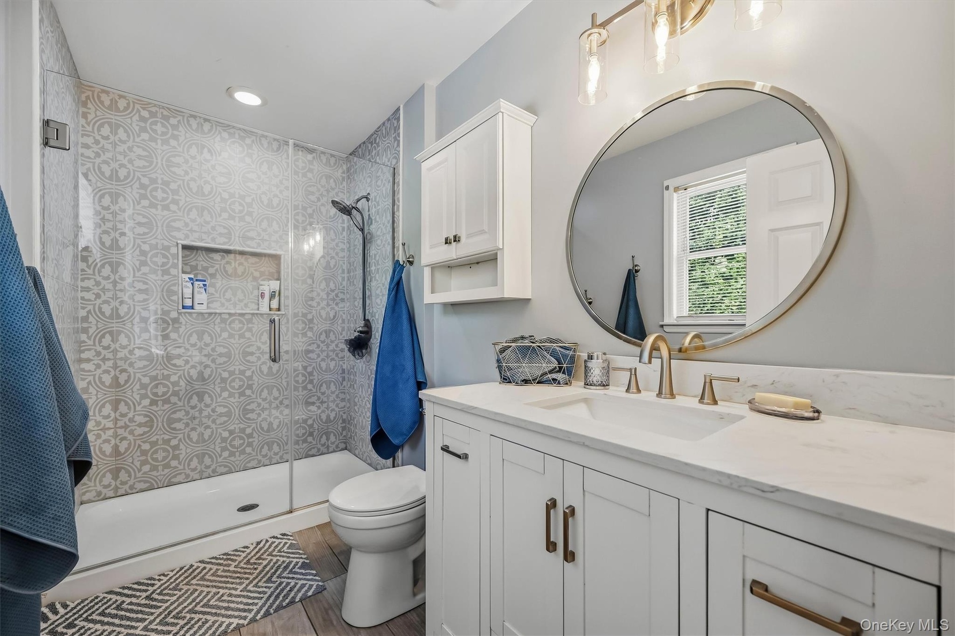 Ensuite bathroom