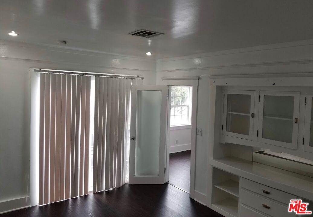 6640 1l2 Bedroom p2