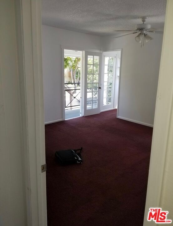 6640 Living Rm p1