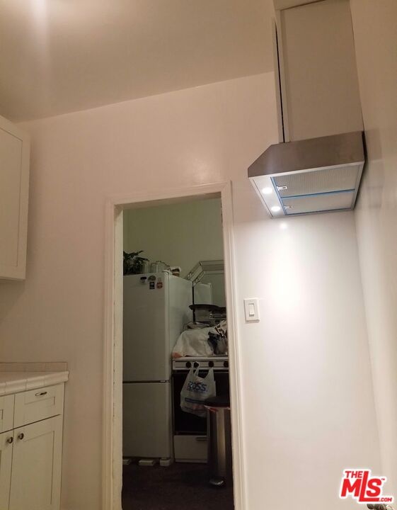 6638 Kitchen p4