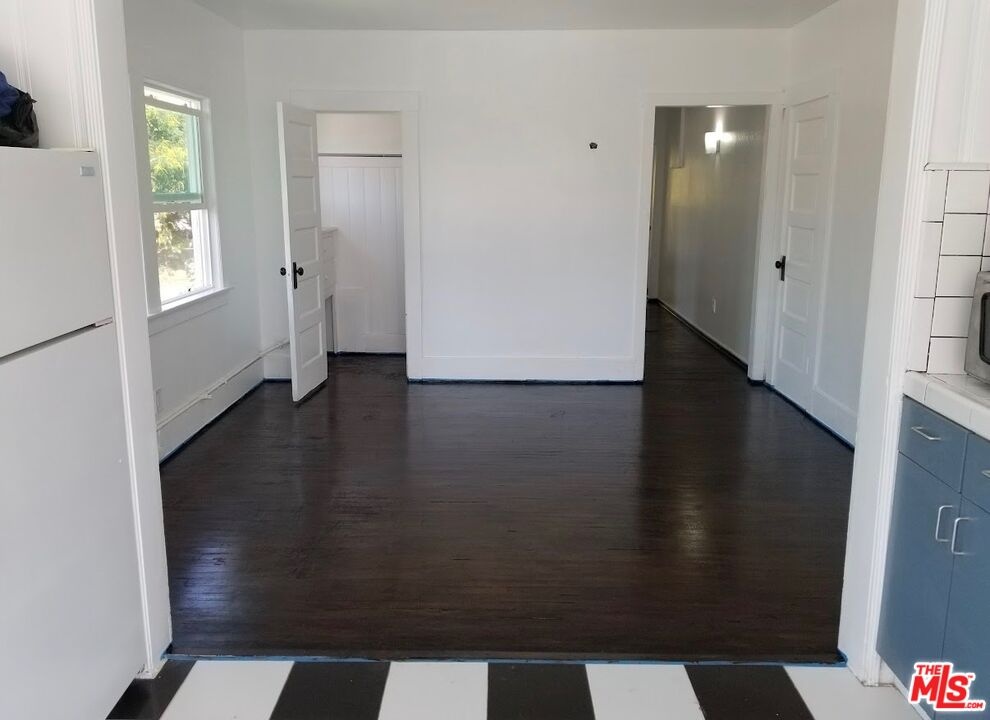 6640 Dining Area