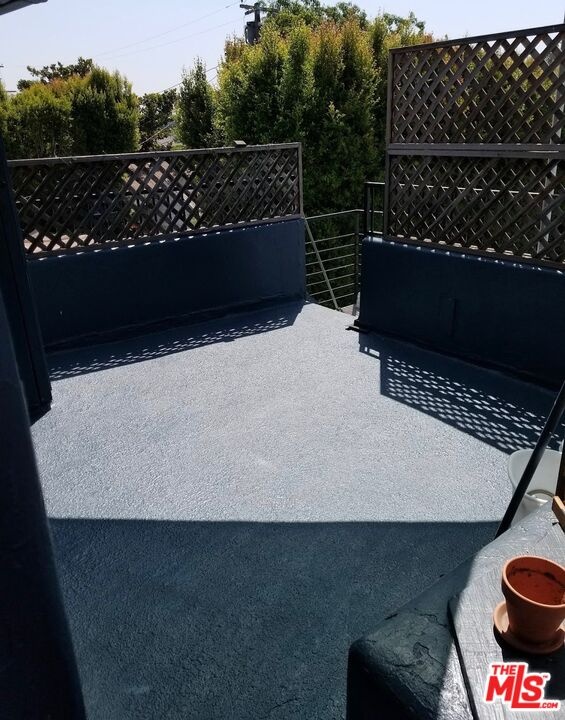 6640 Patio