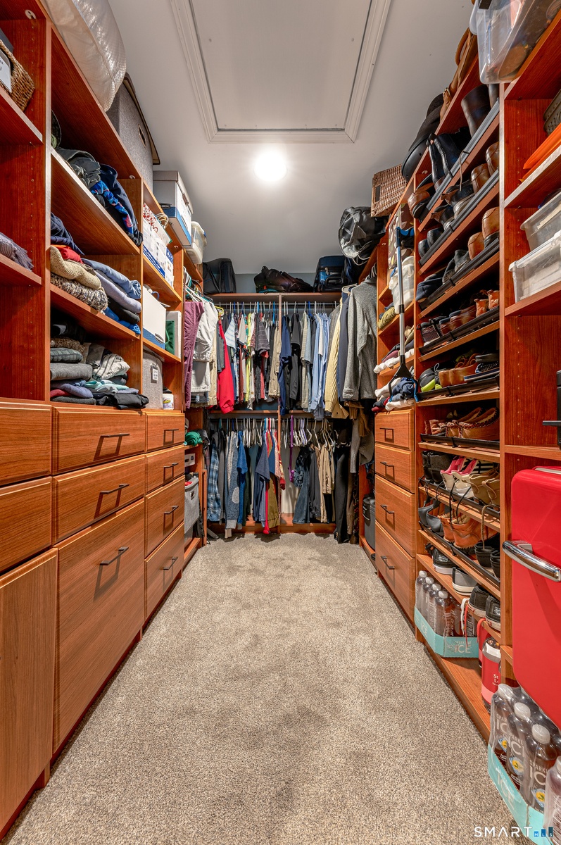 Walk In Closet
