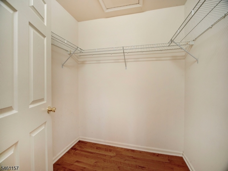Walk in Closet