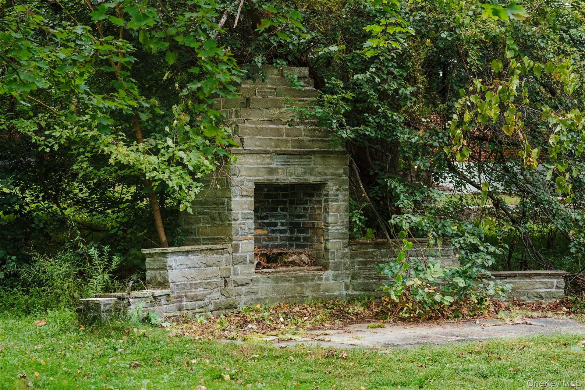 Discover the backyard fireplace